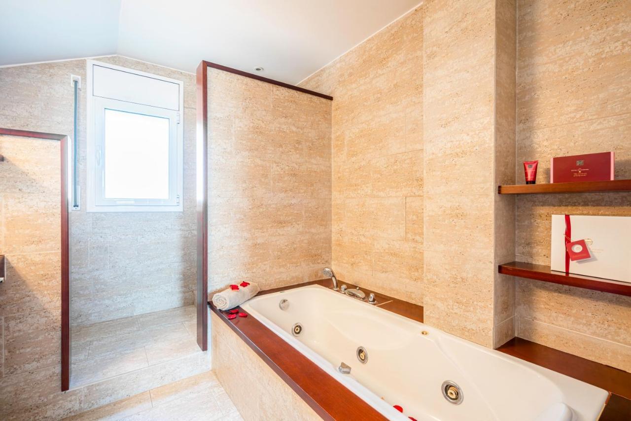 Casa Familiar Con Piscina Villa Llica d'Amunt Exteriör bild